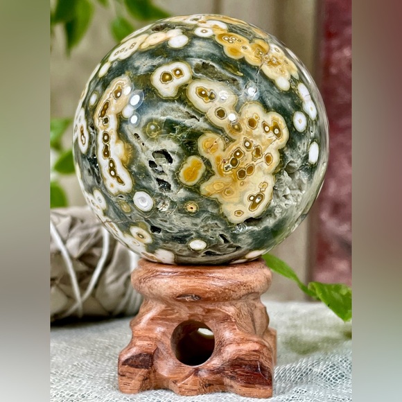 2226 RARE 8th Vein Ocean Jasper Crystal Sphere - Picture 10 of 14